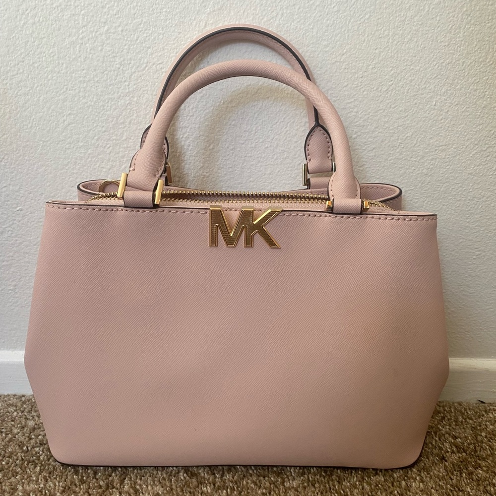Michael Kors pink purse